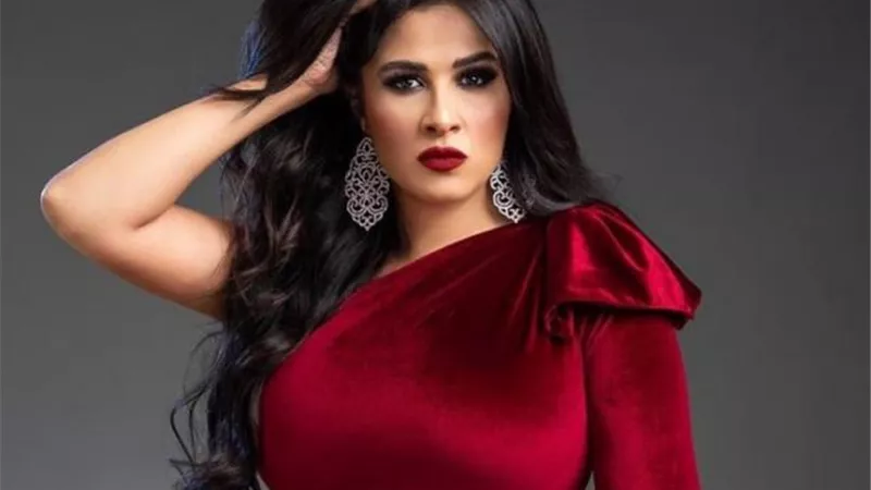 هاني رمزي يدعو لـ ياسمين عبد العزيز: ادعولها في صلواتكم