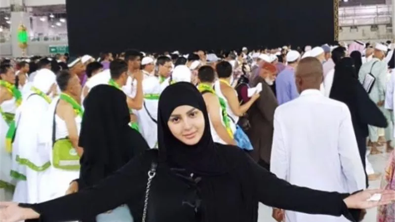 بعد أزمة الفيديوهات الفاضحة.. شيما الحاج تعتزل التمثيل وترتدي الحجاب