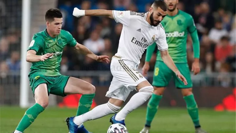 نهاية الشوط الأول بين ريال مدريد وسوسيداد بالتعادل السلبى