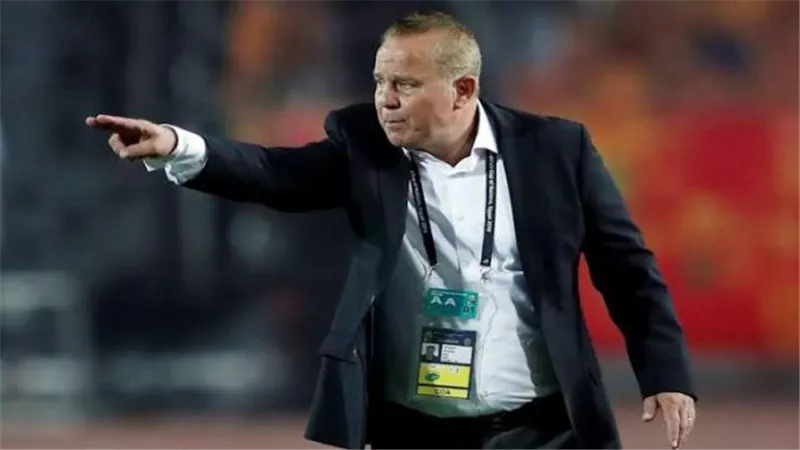 شوقى غريب يحذر لاعبى المنتخب الأولمبى قبل مواجهة إسبانيا.. اعرف السبب
