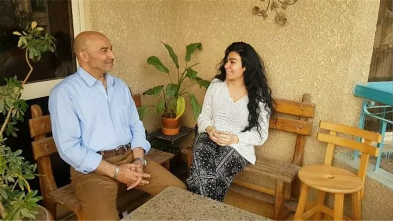 ”أغلي ما في حياتي”.. هكذا أحتفلت ميرهان حسين بيوم الأب