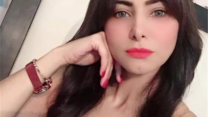 بعد اعتزالها.. ما لا تعرفه عن الفنانة الشابة إنجي خطاب