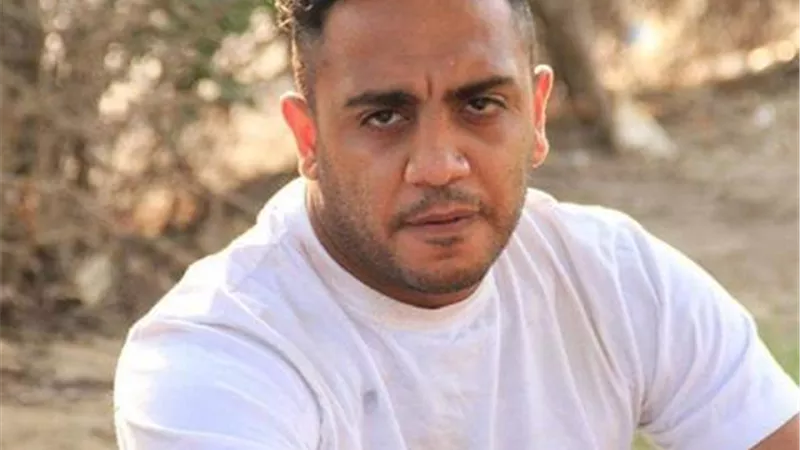 بعد وفاة نجله.. حسام داغر لـ أوس أوس: ربنا يصبرك يا حبيبي