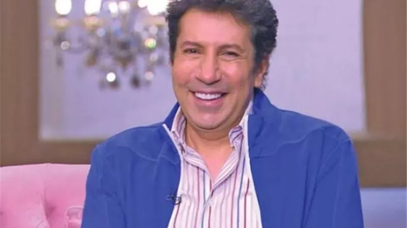مسرحية ”أبو العربي” تجبر هاني رمزي على ترك الساحل الشمالي.. اعرف الحكاية