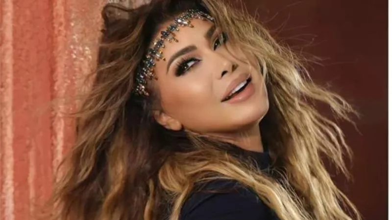 نوال الزغبى تروج لأغنيتها الجديدة المقرر طرحها اليوم