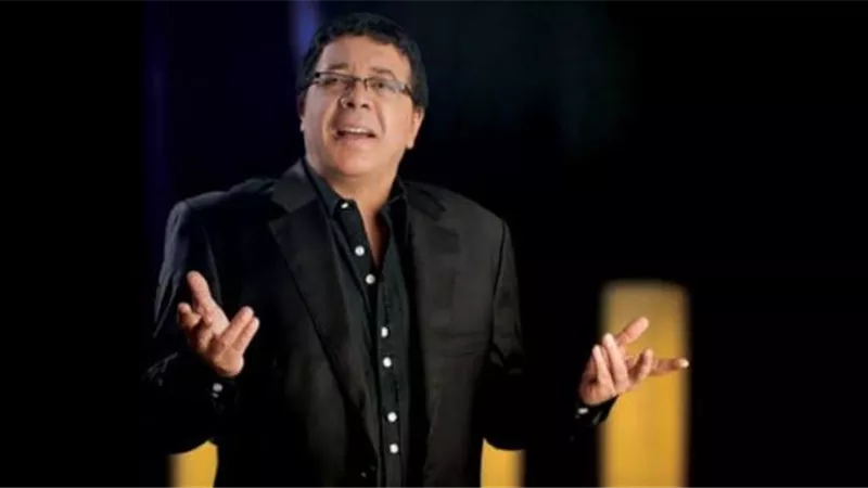 أحمد آدم :تنبأت بثورة 30 يونيو ولولاها كنت هنتحر وهقول دي نهاية التاريخ