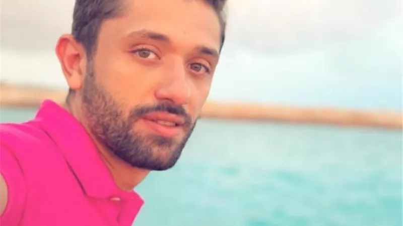 كريم محمود عبد العزيز في صورة جديدة من كواليس فيلمه الجديد ”موسى”
