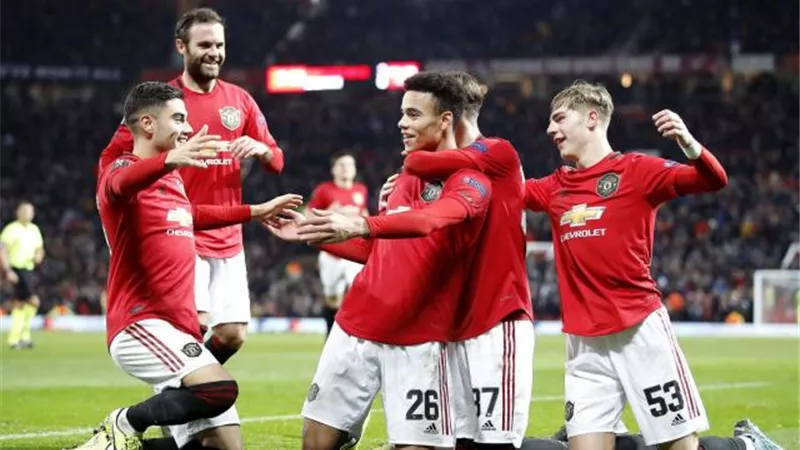 هاتريك ”مارسيال” يقود مانشستر يونايتد للفوز على شيفيلد بثلاثية فى الدوري الانجليزي
