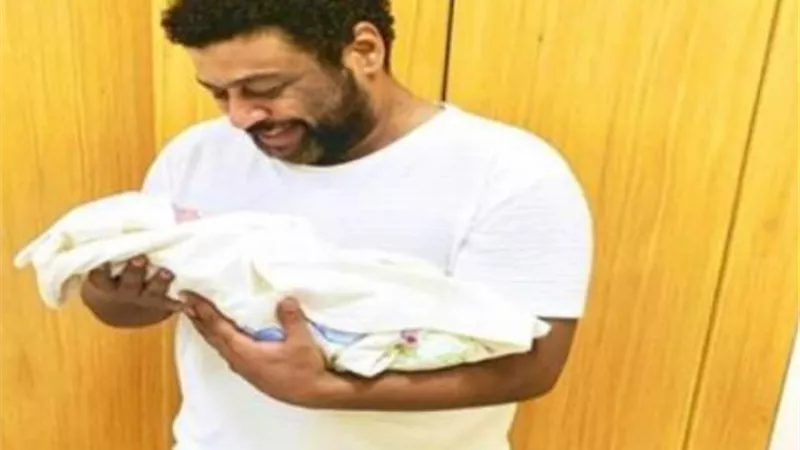 هنا شيحة تهنىء محمد جمعة على مولودته الجديدة: تتربى في عزك