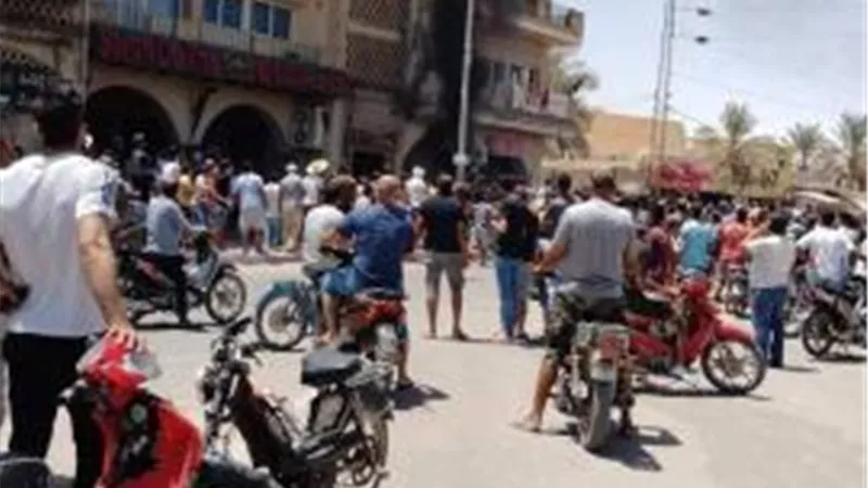 اقتحام مقرات حركة النهضة الإخوانية فى تونس