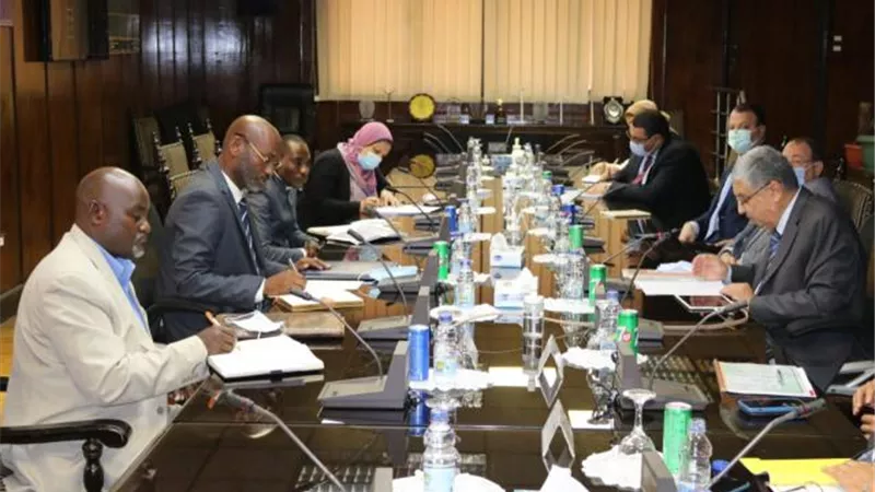 تفاصيل مباحثات وزير الكهرباء ونظيره البوروندى لتعزيز التعاون المشترك