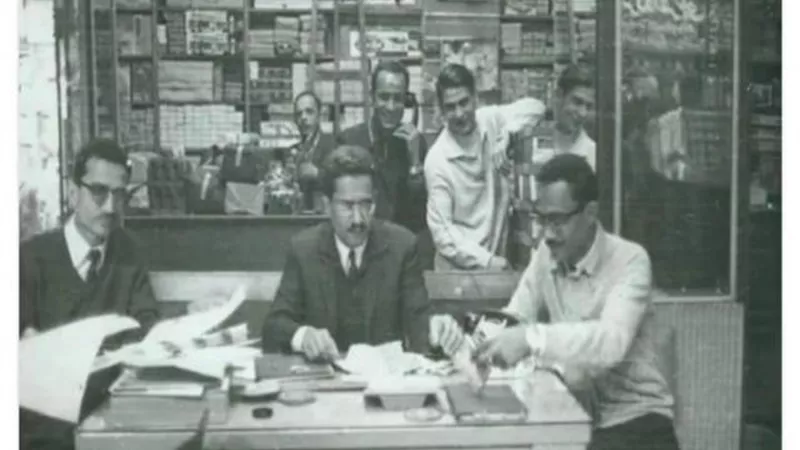 حكاية الأدوات المكتبية التى حولت محمود العربى إلى شهبندر التجار وشيخ الصناع