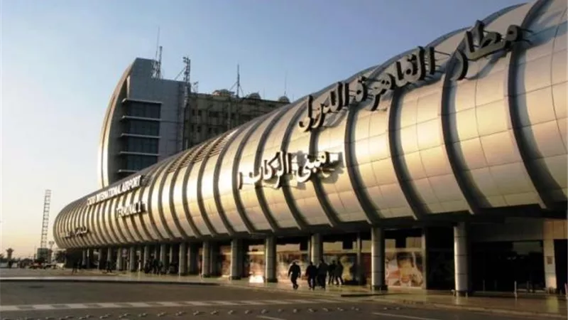 3753 مصريا من العالقين يعودون إلي أرض الوطن اليوم