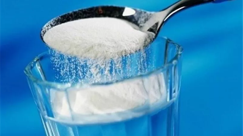 عاجل.. خبراء أوبئة يؤكدون أن الغرغرة بالماء والملح تعالج ”فيروس كورونا”