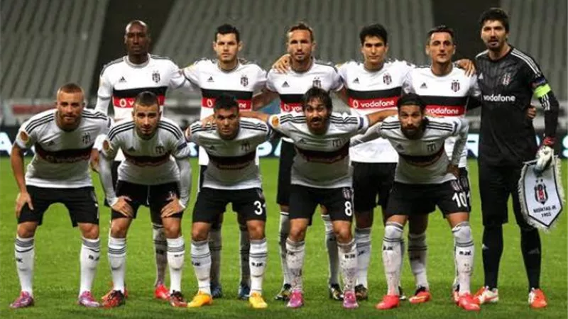 بشكتاش يعلن إصابة اثنين من لاعبيه بفيروس كورونا