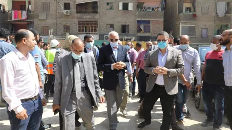 شاهد.. محافظ الجيزة يكشف مفاجأة صادمة بشأن العقار المنهار بالوراق