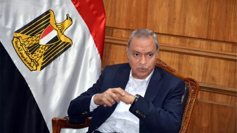 محافظ القليوبية يتفقد مشروعات مدينة الخانكة