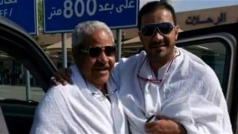فتحي عبد الوهاب ينعي محمد رجب في وفاة والده: ربنا يصبرك