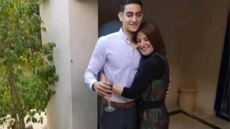 بعد الفيديو العفوي.. هيدي كرم تحتفل بعيد ميلاد ابنها ”نادين”: نور الشمس وسمائي