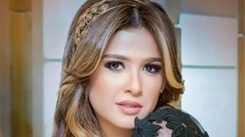 بعد خروجها من العناية.. تطورات الحالة الصحية للفنانة ياسمين عبد العزيز