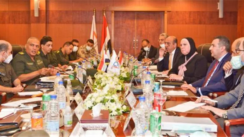 نيفين جامع: نستهدف التوسع في انشاء المجمعات الصناعية بكافة المحافظات