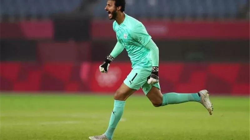بعد العرض الخرافي.. الخطيب يوافق علي رحيل محمد الشناوي