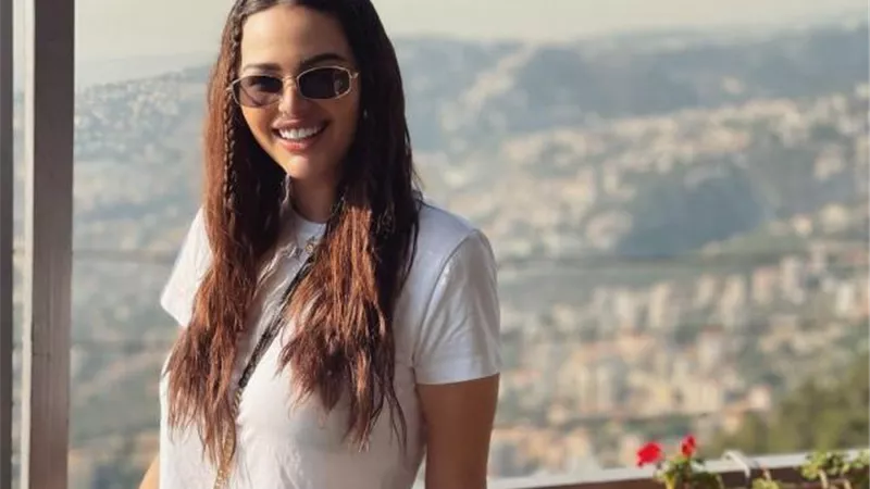 هل خضعت هنادى مهنا لعملية تجميل بعد إطلالتها الأخيرة فى لبنان؟.. إليك الإجابة