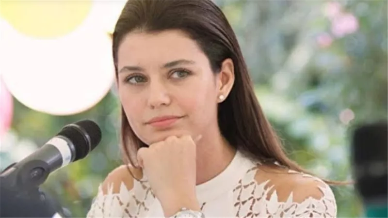«السلطانة قسم».. ما هو أسباب الهجوم العنيف على بيرين سات؟