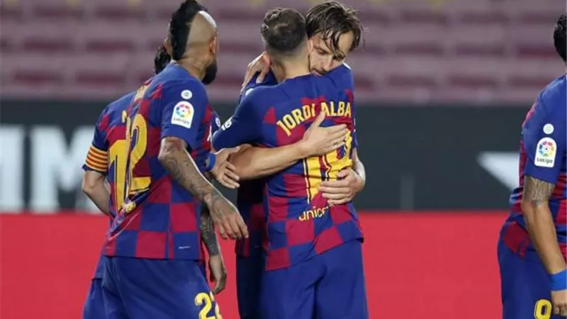 برشلونة يواجه أتلتيكو بشعار ”لا مجال للخطأ”.. والريال ينتظر هدية من جاره