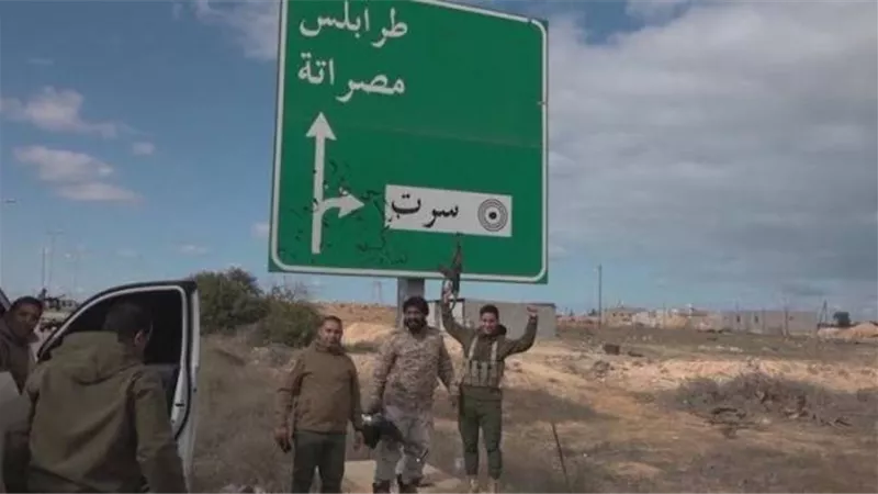 أول تعليق لـ إيطاليا علي إعادة فتح الطريق الساحلي في ليبيا