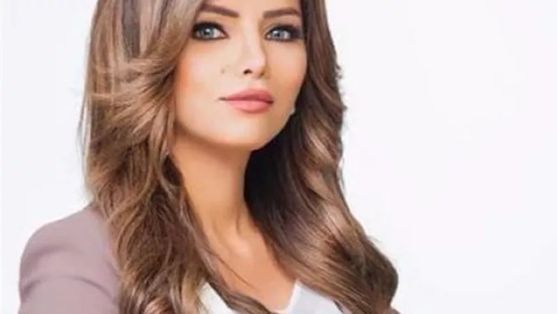 إيمان الحصرى تطمئن جمهورها على حالتها الصحية