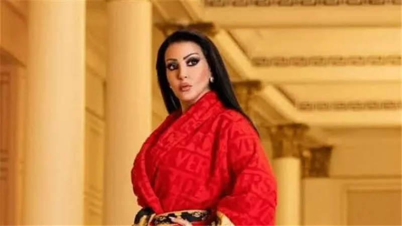 نجمة الترند.. أبرز إطلالات سمية الخشاب المثيرة للجدل