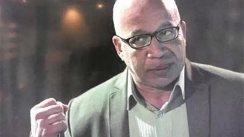 شريف دسوقى يحرص على حضور العرض الخاص لفيلم ”الإنس والنمس” بكرسى متحرك