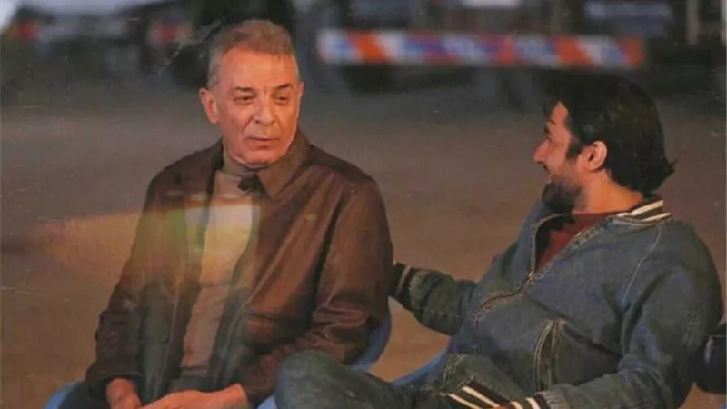 شاهد.. أحمد حاتم برفقة محمود حميده من كواليس ”الغسالة”