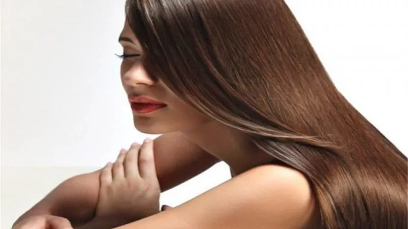 نوع مهمل من الزيوت له فوائد مذهلة على الشعر .. تعرفي عليه
