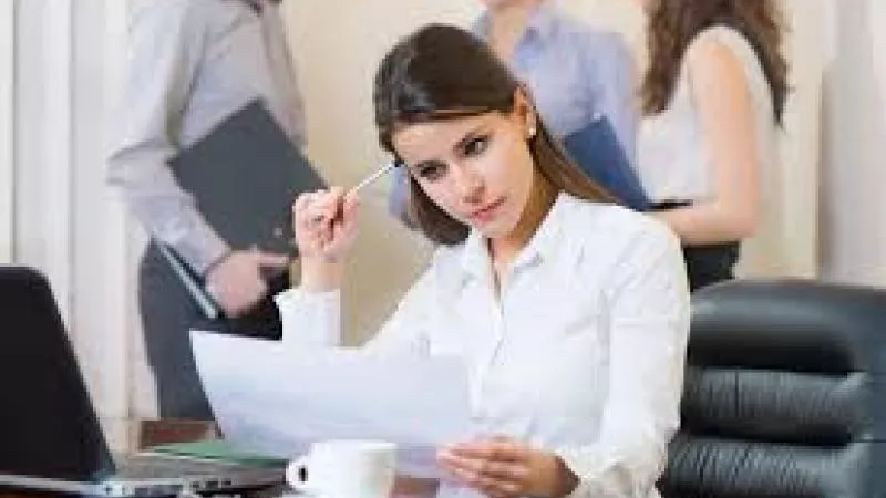 ازاي تستعيدي الطاقة والحماس في بيئة العمل  ؟.. بهذه الخطوات