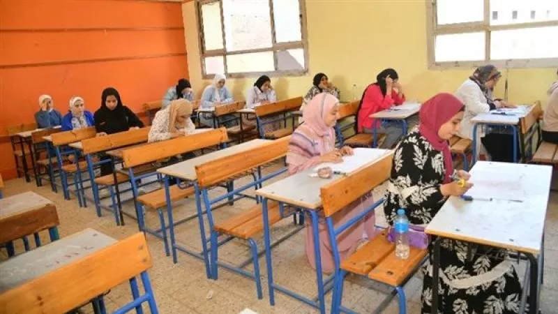 اعرف توزيع درجات مادة علم النفس والاجتماع للثانوية العامة 2024