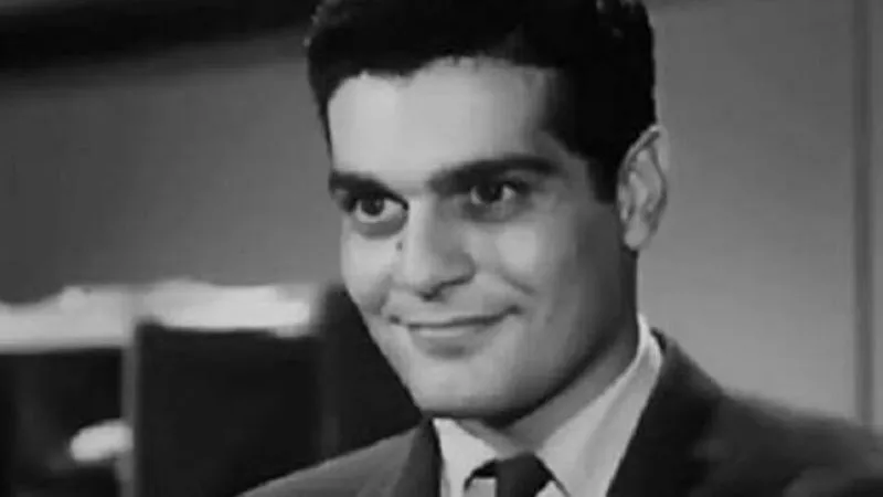 سارق قلوب النساء وعاشق القمار.. أسرار وحكايات عمر الشريف في ذكرى وفاته