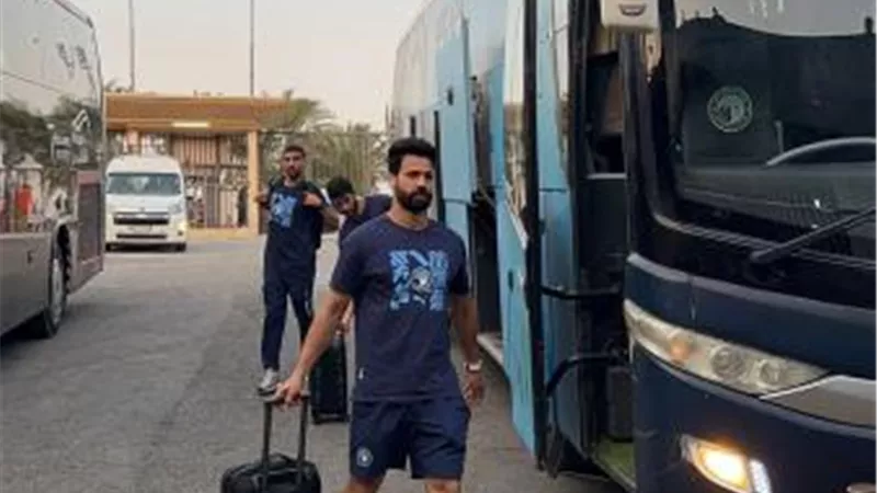 وصول بيراميدز لاستاد القاهرة استعداداً لمواجهة الأهلي في قمة الدوري