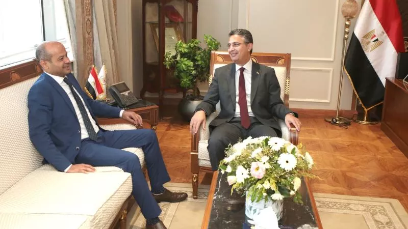 وزير التموين والتجارة الداخلية يستقبل رئيس البورصة المصرية ويبحثان تنشيط البورصة السلعية