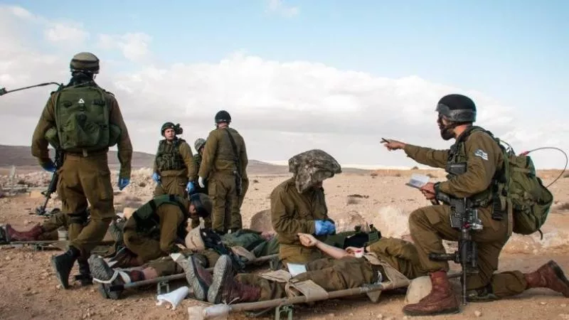 إصابة 32 جنديًا إسرائيليًا في مواجهات بغزة والضفة والجبهة الشمالية مع لبنان