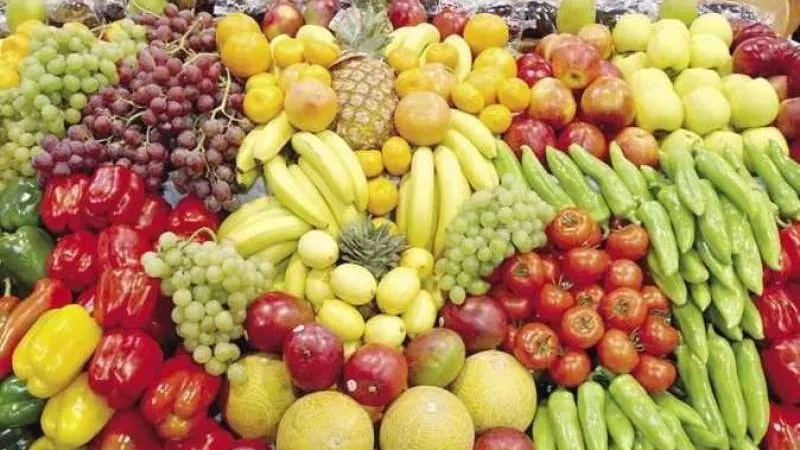 أسعار الفاكهة اليوم الثلاثاء 16 يوليو 2024..التفاح بـ 15 جنيه