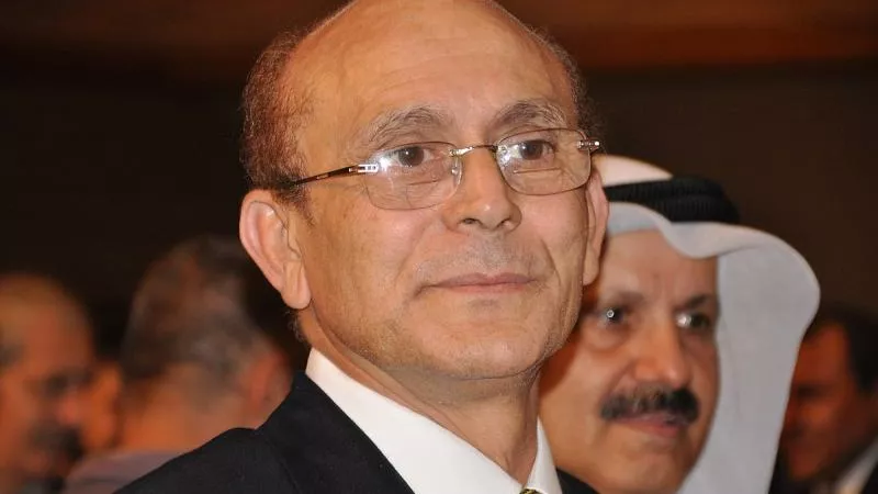 الفنانون يتقاضون ملايين والمعلمون يعانون ومظاهرات الدول العربية من أجل فلسطين أختفت ؟ .. أبرز تصريحات محمد صبحي