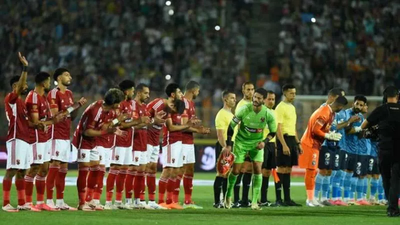 موعد مباراة الأهلي وبيراميدز في قمة الدوري المصري