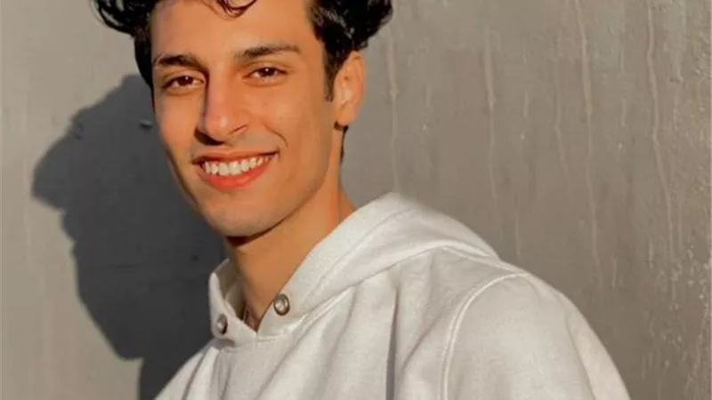 تفاصيل مشاركة محمد مجدي في فيلم ”حياة تعيسة”
