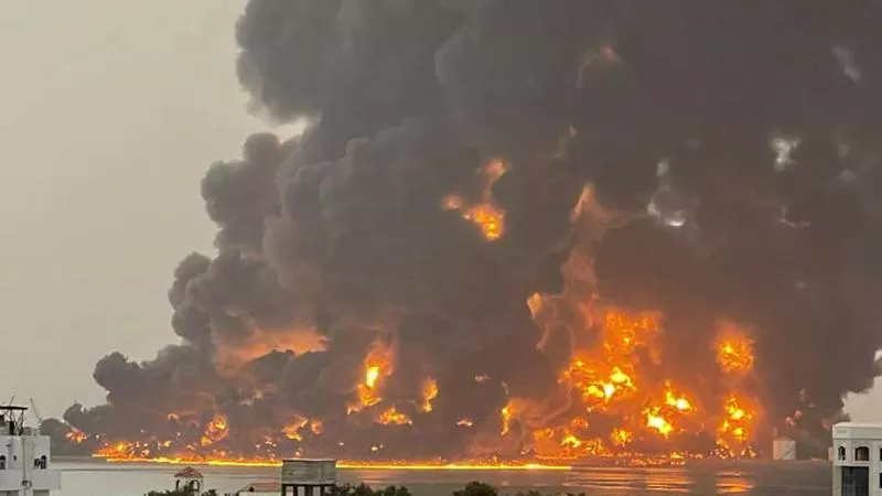 عاجل… الحوثيون: الهجوم الإسرائيلي على الحديدة لن يوقف تصعيدنا