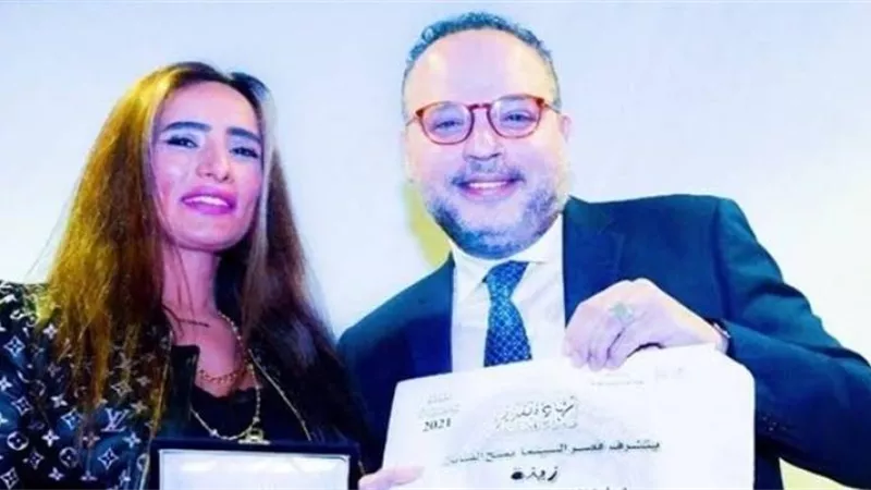 تامر عبد المنعم ينفى الشائعات ويؤكد احترامه لزينة