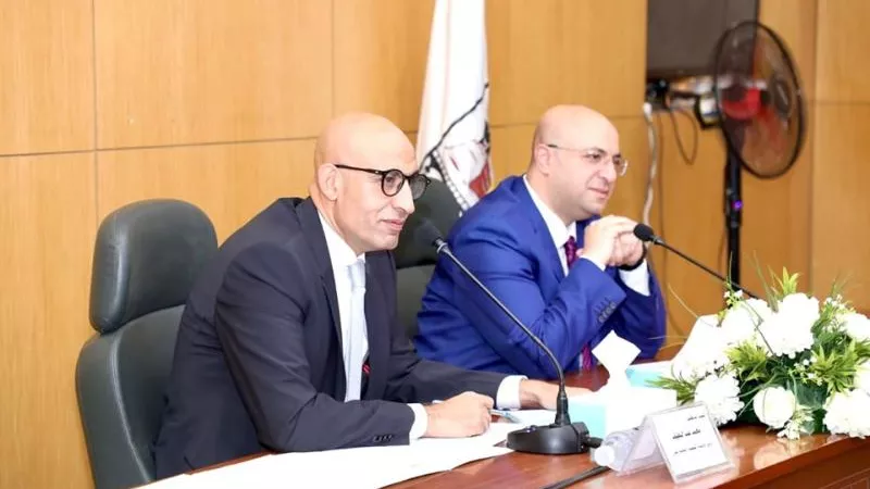 عجز المدرسين وكثافة الفصول.. وزير التعليم يستعرض أهم قضايا وتحديات المنظومة التعليمية
