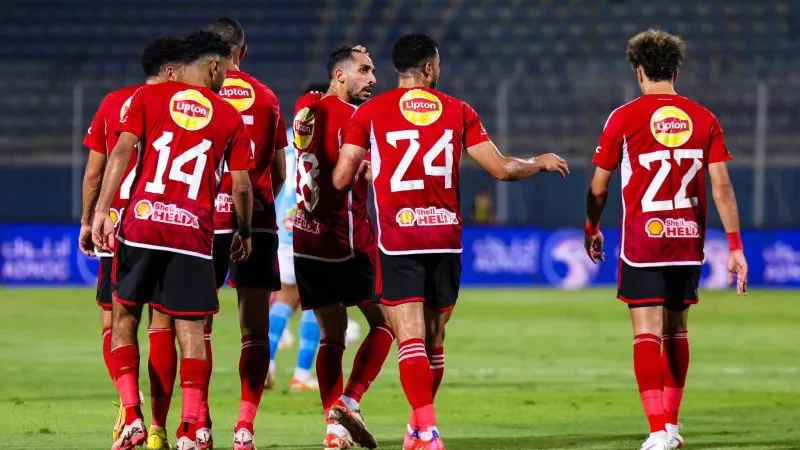 معلق مباراة الأهلي وبيراميدز يوضح حقيقة سخريته من الشيبي بعد الطرد