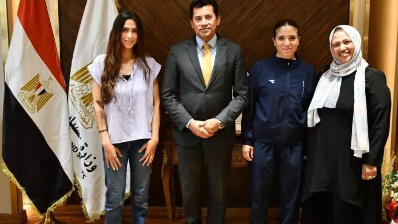 وزير الرياضة ينهي الخلاف بين جنة عليوة وشهد سعيد